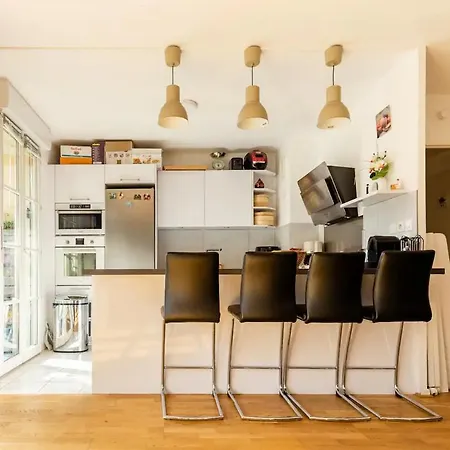 Agreable Chambre D'Hote, A 2 Pas De Versailles Appartement *